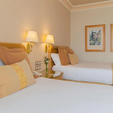 Hotel Gran Abetos 4*