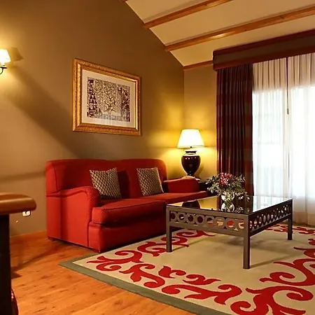 Gran Abetos Hotel 4*