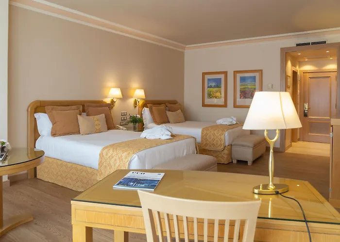 Gran Abetos A Torre Branca