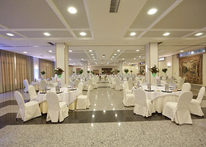 Hotel Gran Abetos 4*
